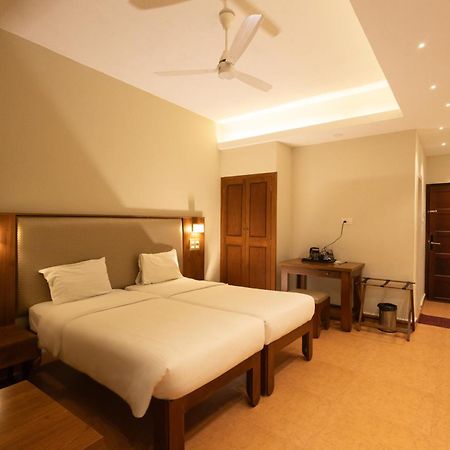 The Nisha Continental Villa Kottayam Exterior photo